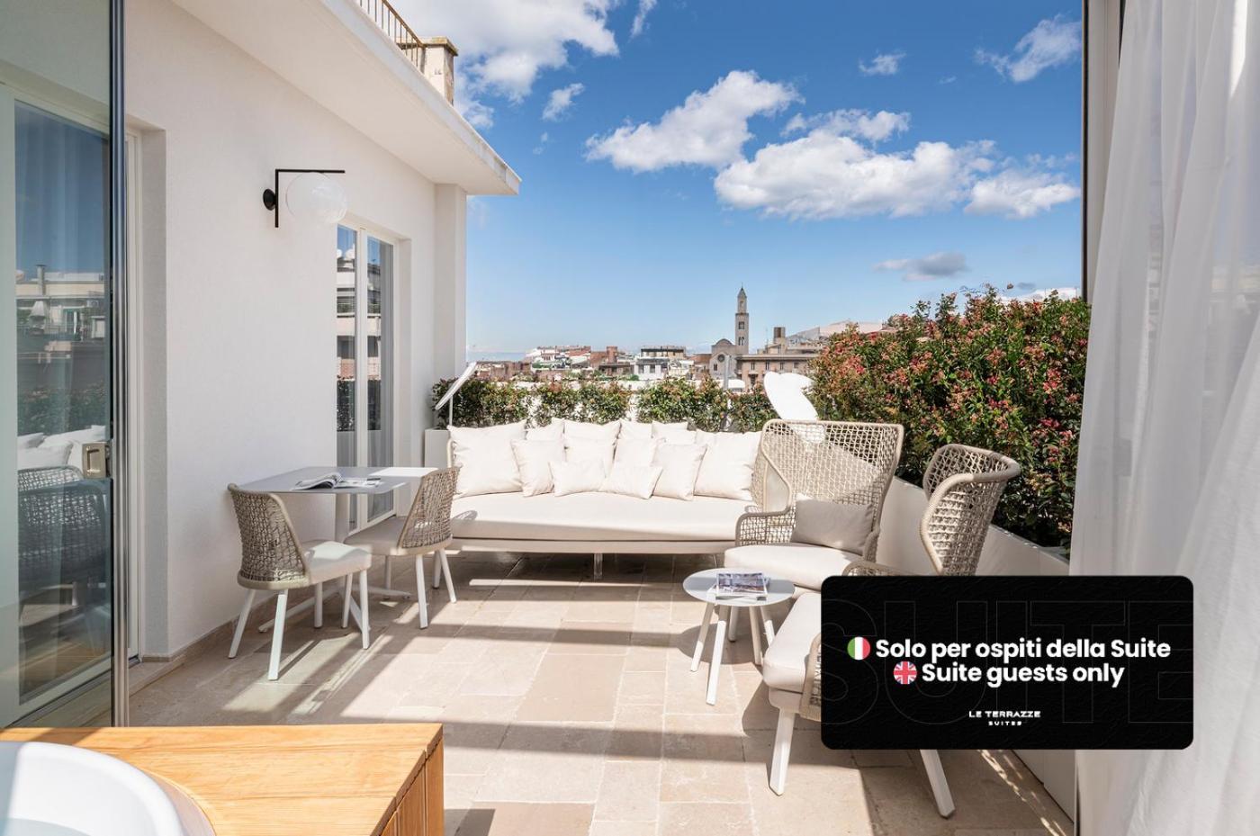 Le Terrazze Suites Bari Luaran gambar